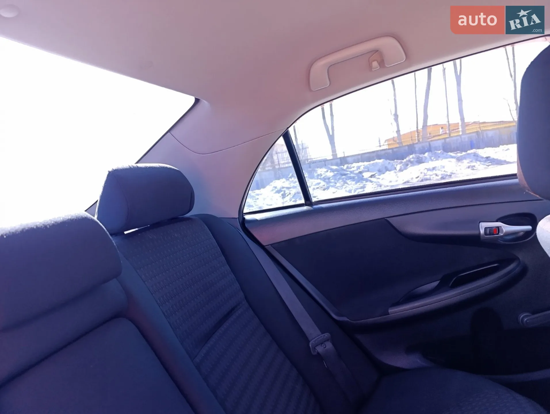 2010 Toyota Corolla - мініатюра 48