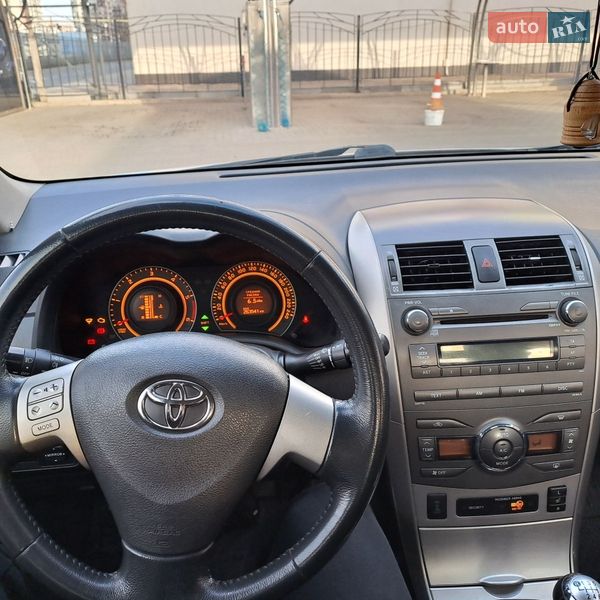 Седан Toyota Corolla 2007 в Одессе