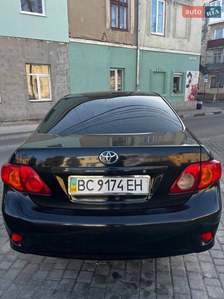 Седан Toyota Corolla 2008 в Стрию