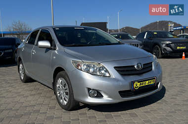 Седан Toyota Corolla 2008 в Мукачево