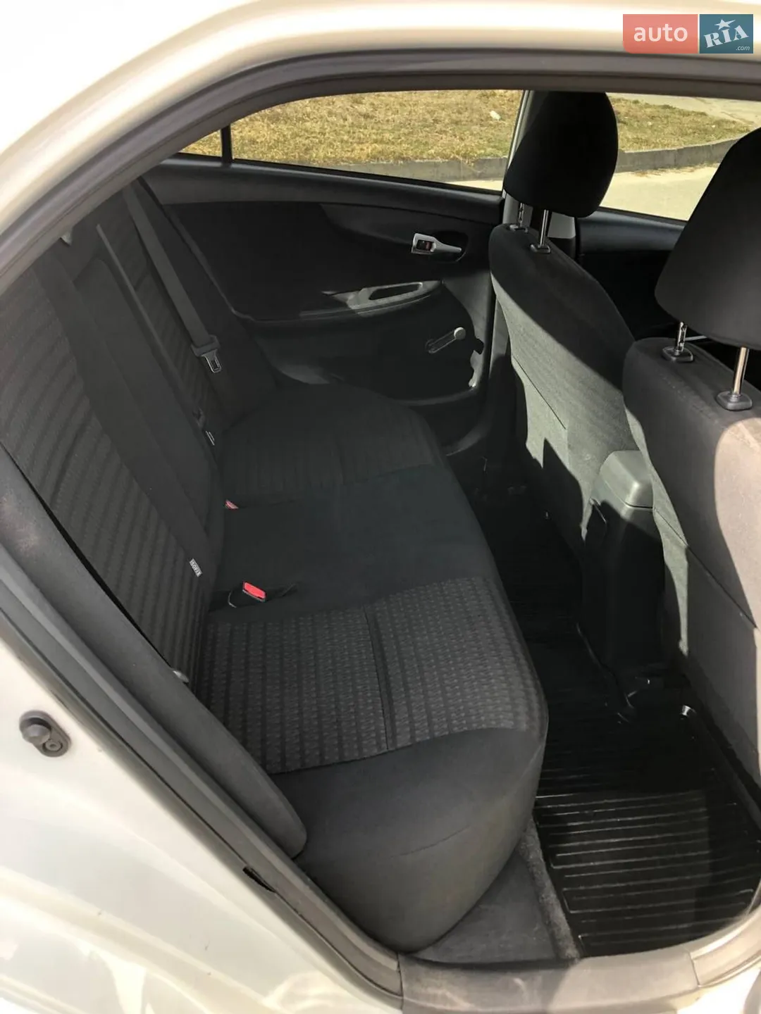 2011 Toyota Corolla - мініатюра 13