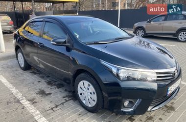 Седан Toyota Corolla 2015 в Днепре