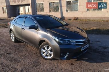 Седан Toyota Corolla 2014 в Городне