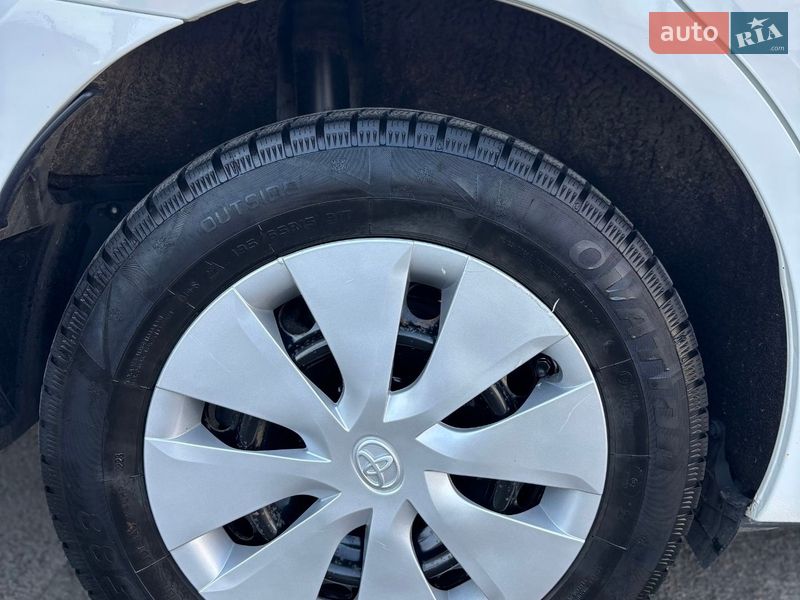 Седан Toyota Corolla 2017 в Миколаєві