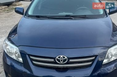 Седан Toyota Corolla 2008 в Львові