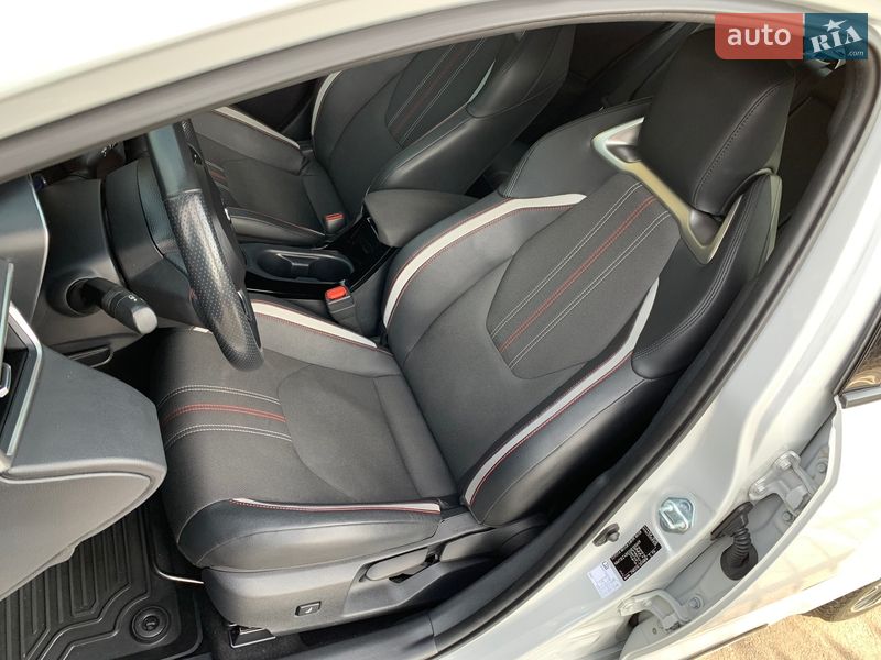 Седан Toyota Corolla 2021 в Кривом Роге