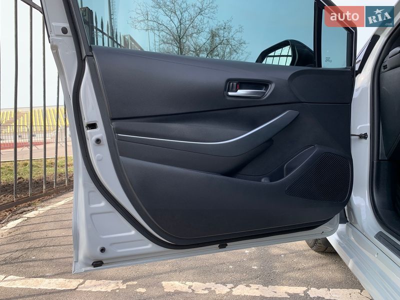 Седан Toyota Corolla 2021 в Кривом Роге