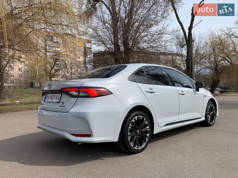 Седан Toyota Corolla 2021 в Кривом Роге