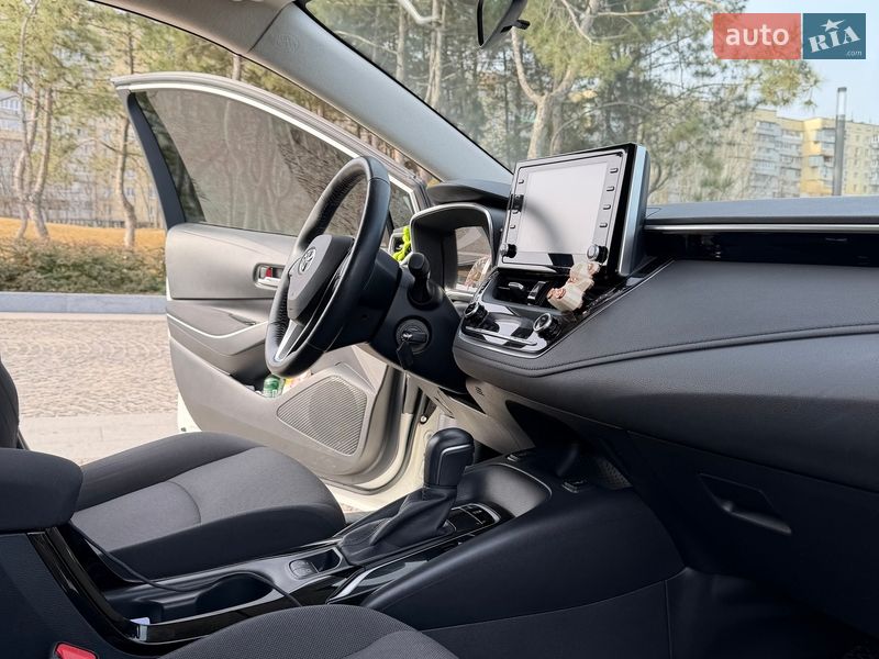 Седан Toyota Corolla 2019 в Днепре