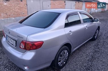 Седан Toyota Corolla 2008 в Нежине