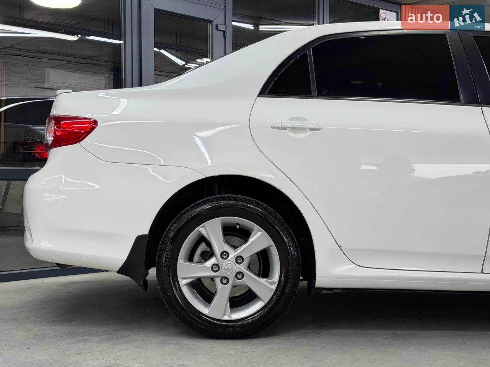 2013 Toyota Corolla - мініатюра 14
