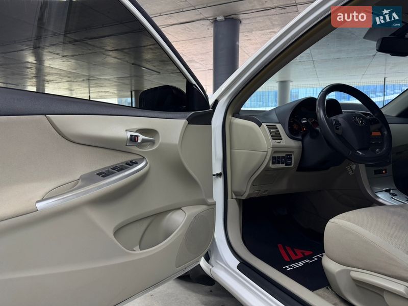 Седан Toyota Corolla 2013 в Одессе фото 19 Седан Toyota Corolla 2013 в Одессе