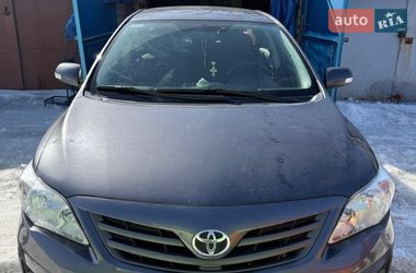 Седан Toyota Corolla 2010 в Харкові