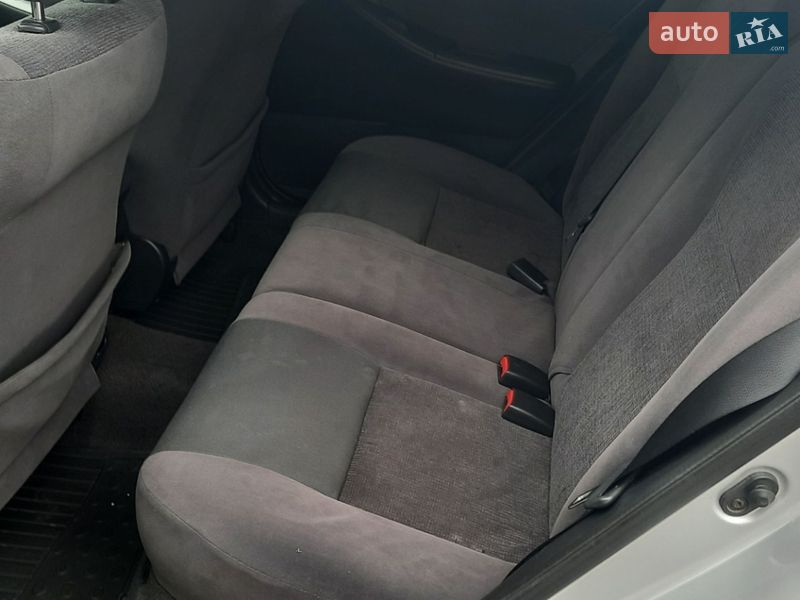 Хетчбек Toyota Corolla 2004 в Бучі