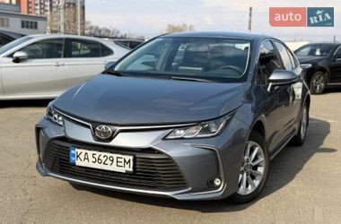 Седан Toyota Corolla 2021 в Києві