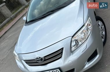 Седан Toyota Corolla 2007 в Умані