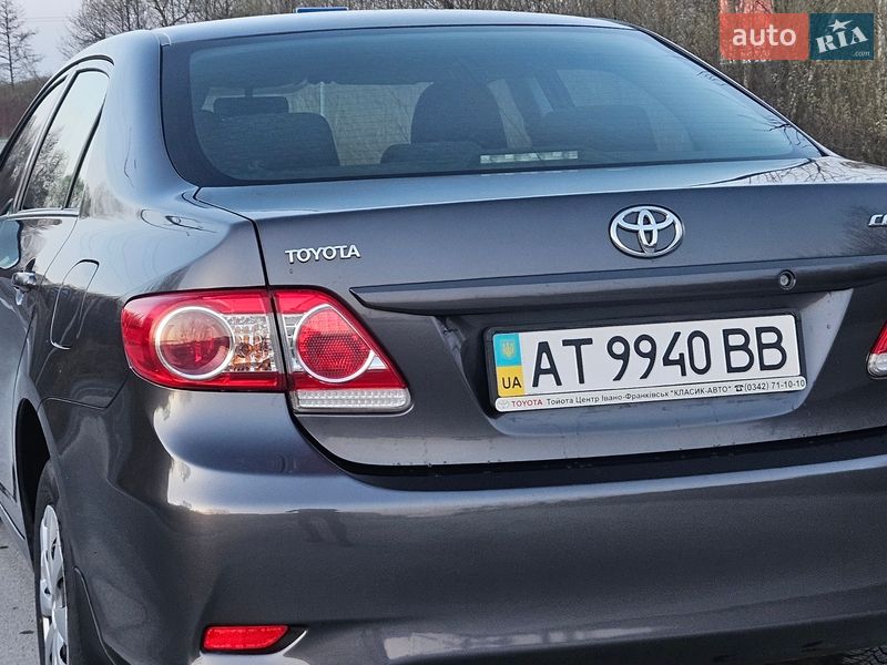 Седан Toyota Corolla 2011 в Коломиї фото 13 Седан Toyota Corolla 2011 в Коломиї