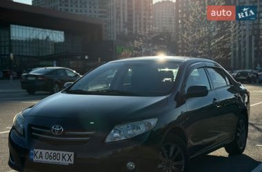 Седан Toyota Corolla 2008 в Києві