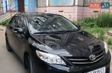 Седан Toyota Corolla 2011 в Ивано-Франковске