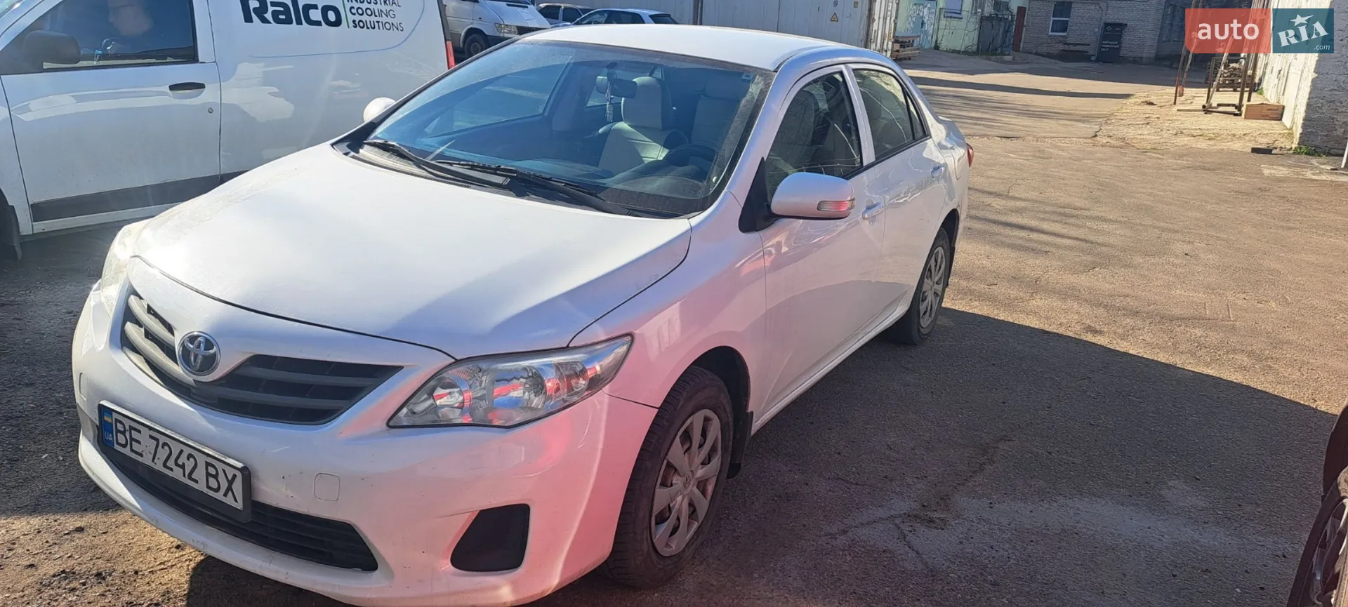 2010 Toyota Corolla - мініатюра 28