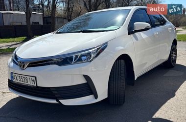 Седан Toyota Corolla 2017 в Харькове