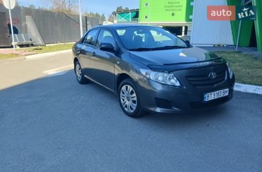 Седан Toyota Corolla 2007 в Києві