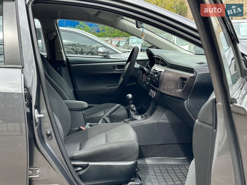 Седан Toyota Corolla 2014 в Одессе фото 33 Седан Toyota Corolla 2014 в Одессе