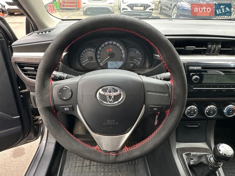 Седан Toyota Corolla 2014 в Одессе фото 40 Седан Toyota Corolla 2014 в Одессе