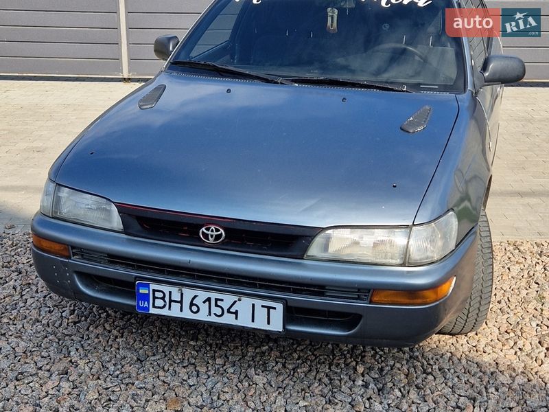 Седан Toyota Corolla 1993 в Одессе