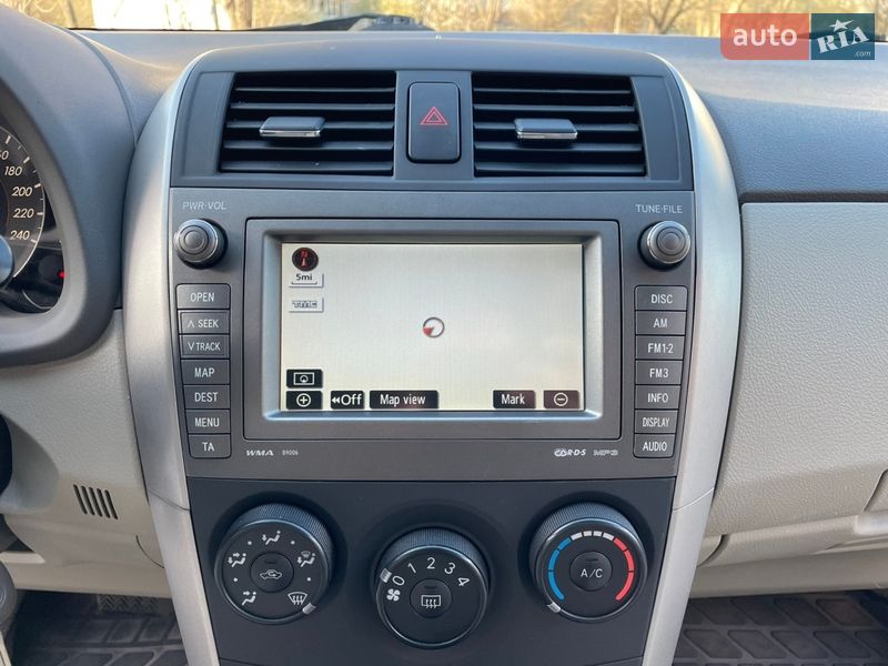 Седан Toyota Corolla 2008 в Киеве