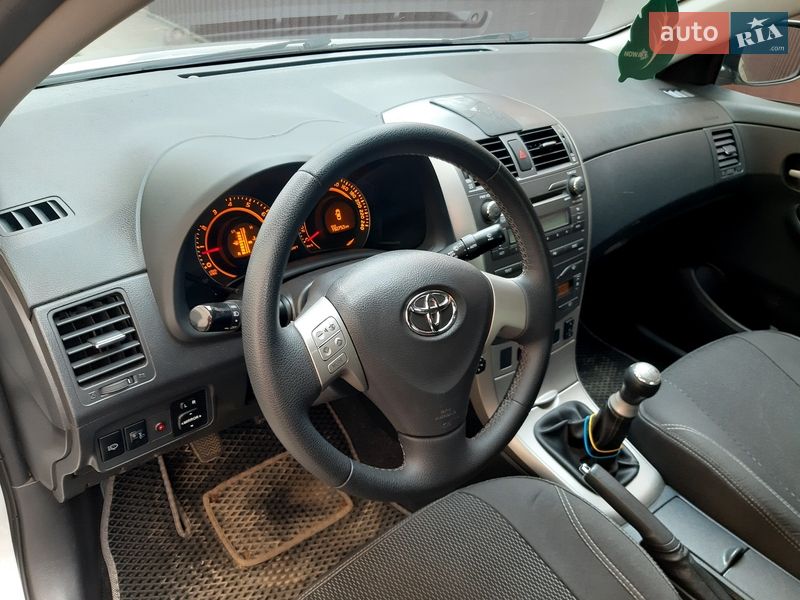 Седан Toyota Corolla 2007 в Ивано-Франковске фото 20 Седан Toyota Corolla 2007 в Ивано-Франковске