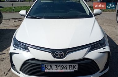 Седан Toyota Corolla 2020 в Киеве