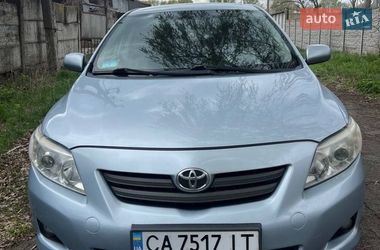 Седан Toyota Corolla 2008 в Шполе