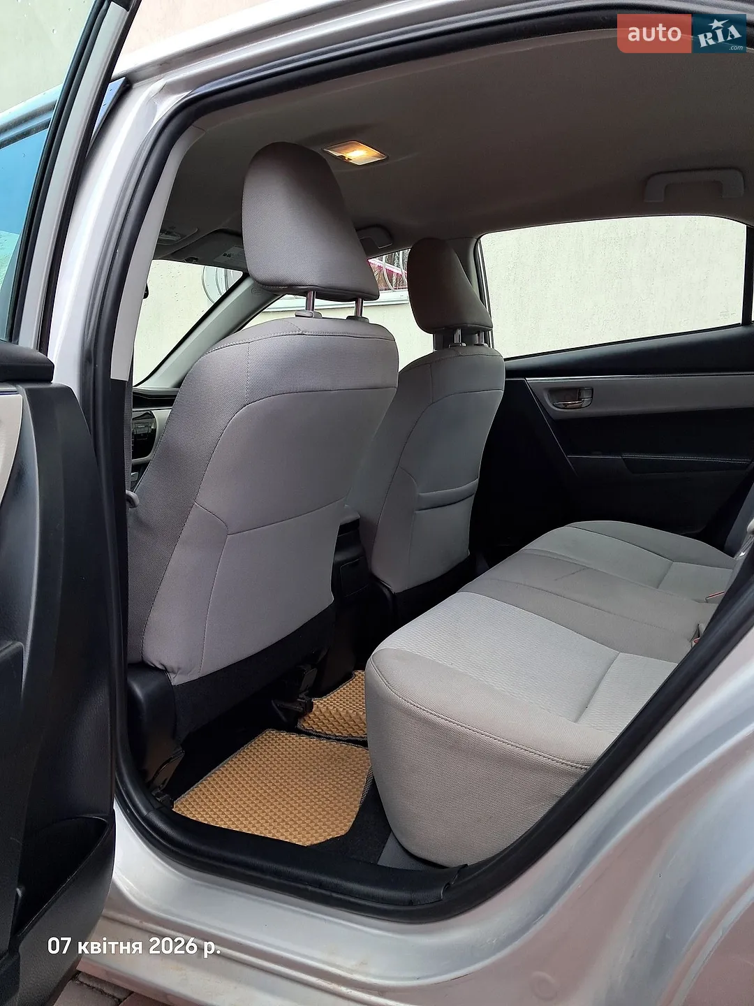 2016 Toyota Corolla - мініатюра 6