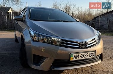 Седан Toyota Corolla 2014 в Коростені
