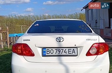 Седан Toyota Corolla 2008 в Тернополі