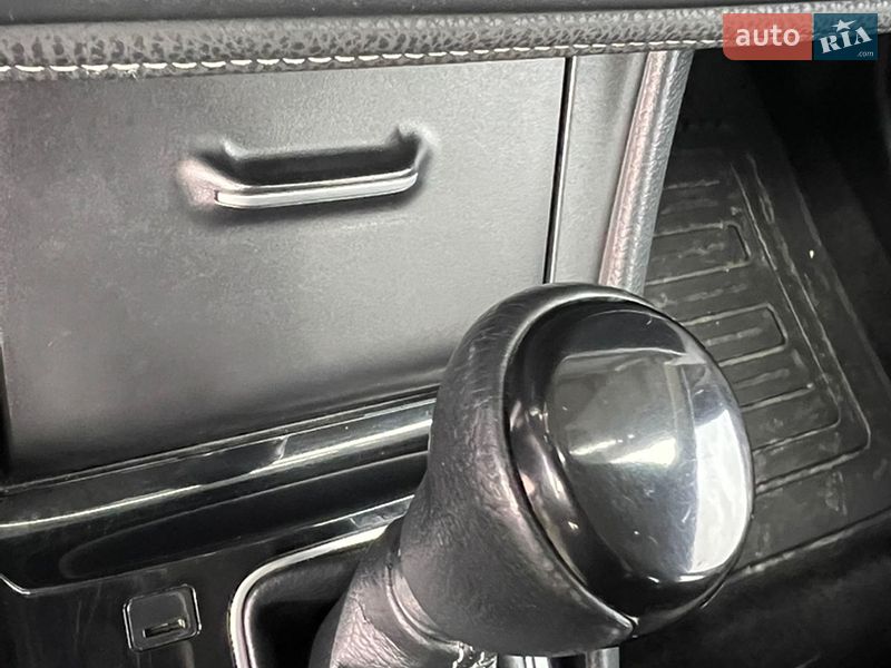 Седан Toyota Corolla 2018 в Лозовій