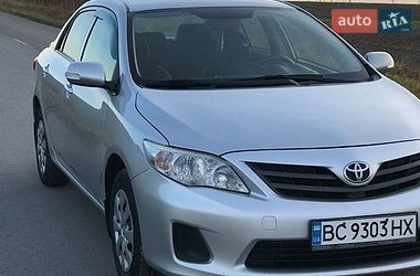 Седан Toyota Corolla 2011 в Буске