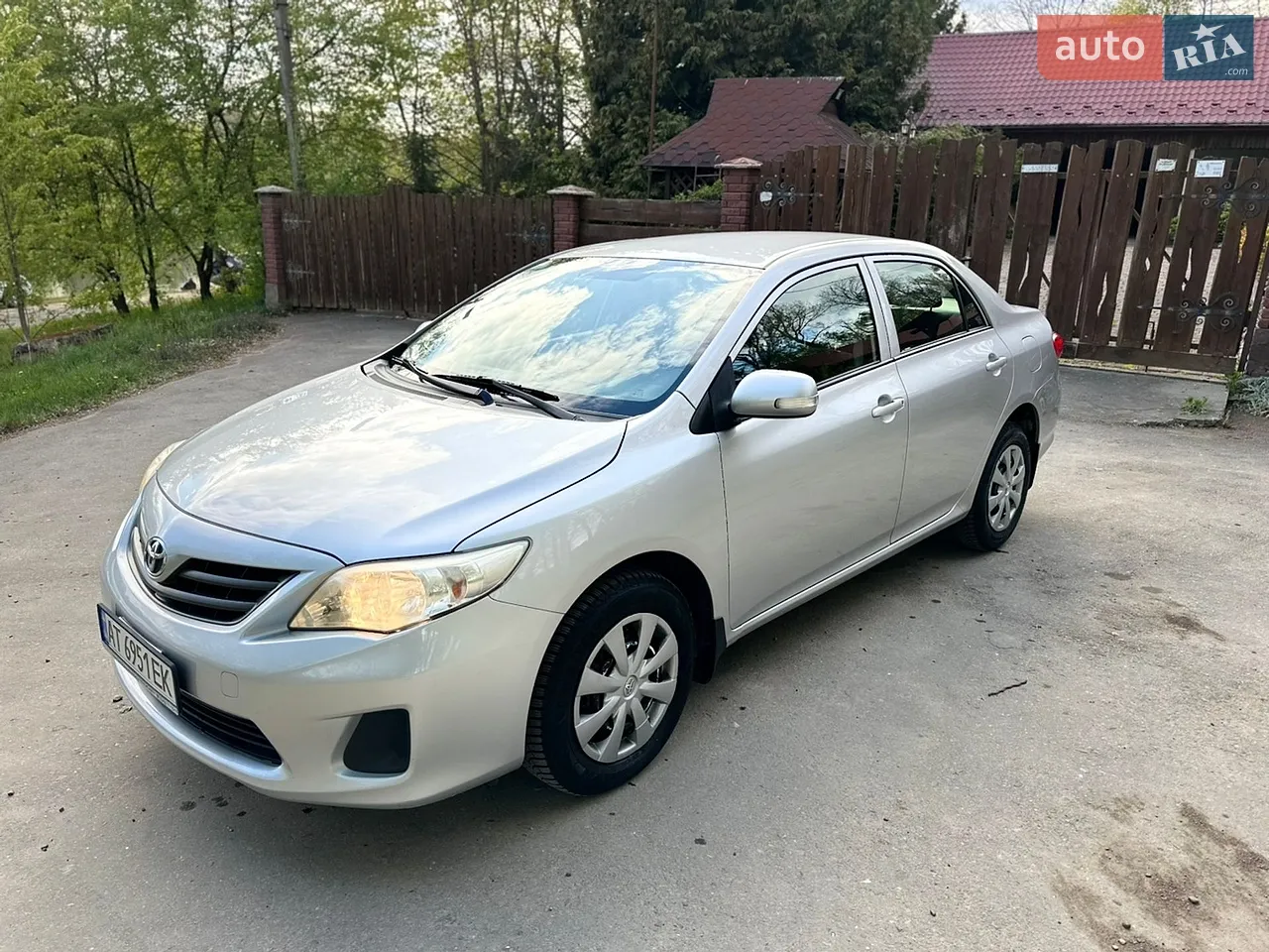 2011 Toyota Corolla - мініатюра 8
