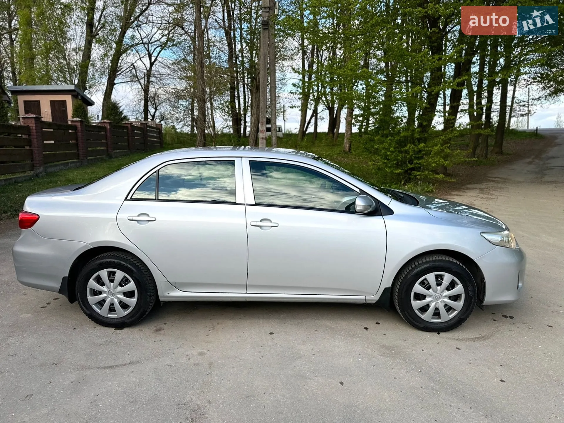 2011 Toyota Corolla - мініатюра 4