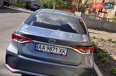 Седан Toyota Corolla 2019 в Днепре