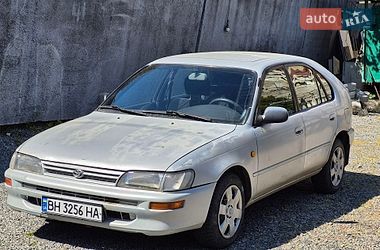 Хэтчбек Toyota Corolla 1996 в Одессе