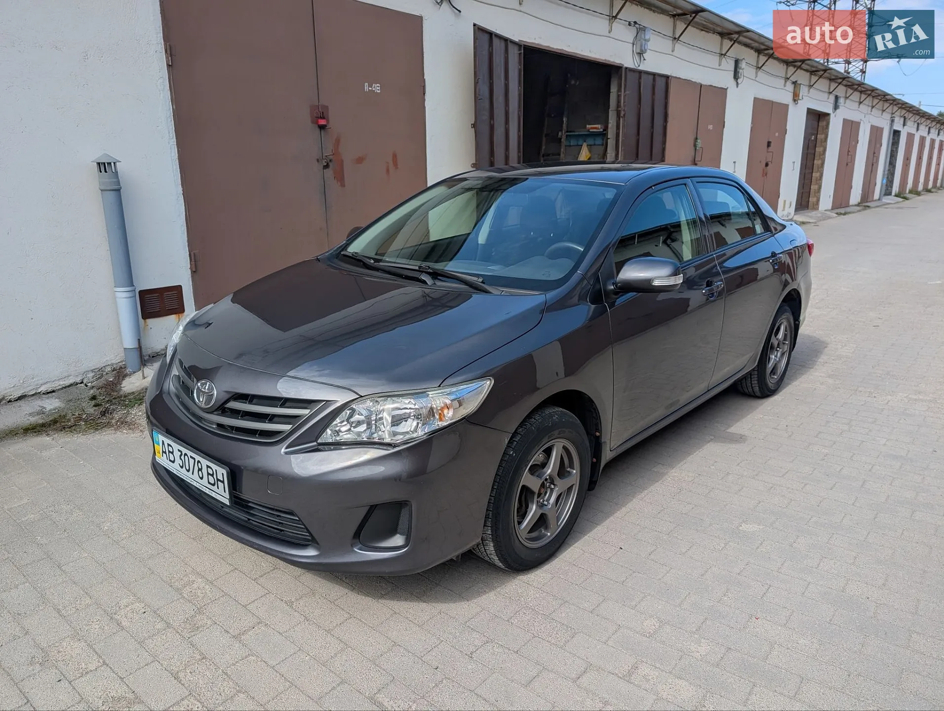 2010 Toyota Corolla - мініатюра 2