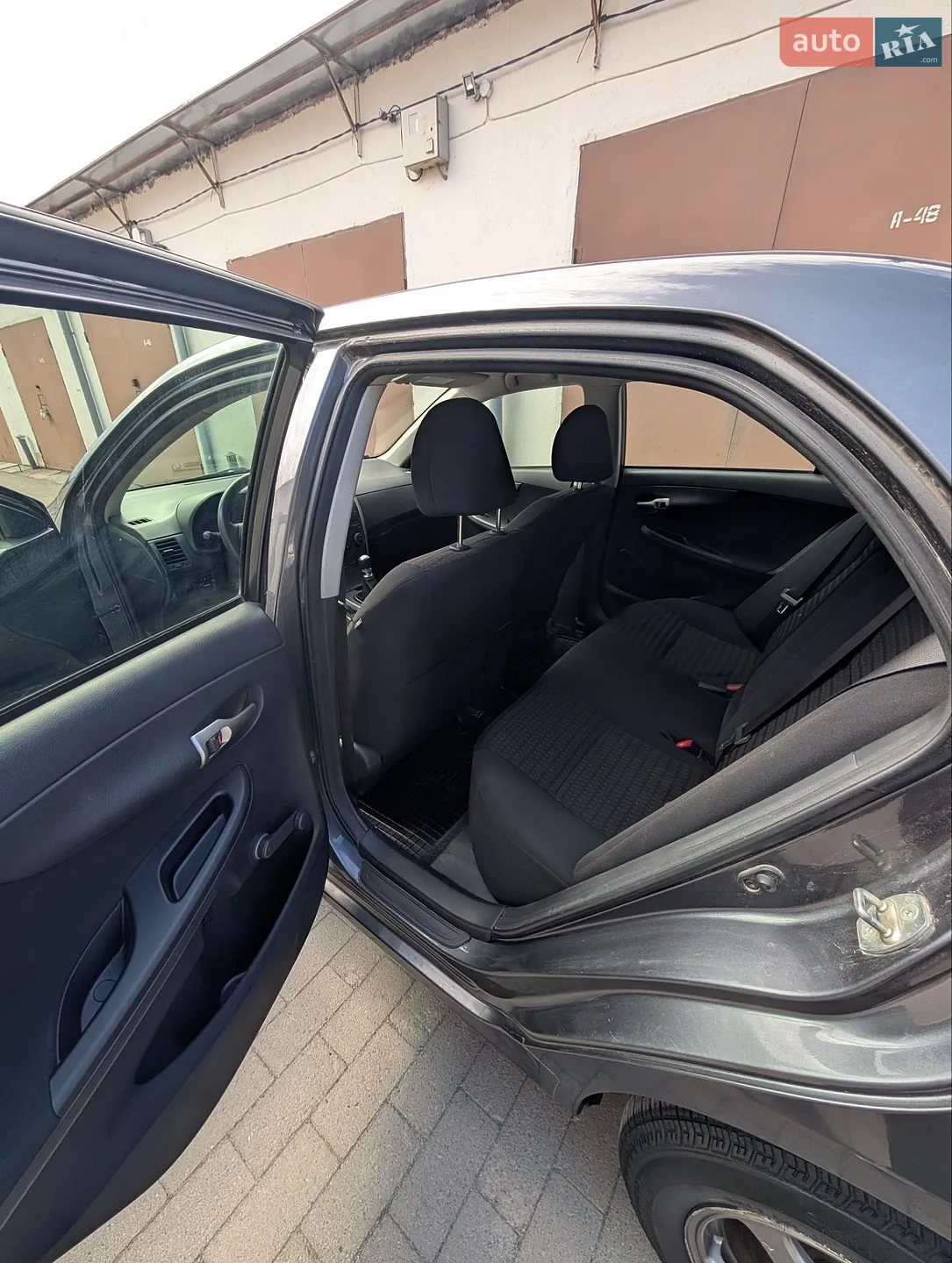 2010 Toyota Corolla - мініатюра 37