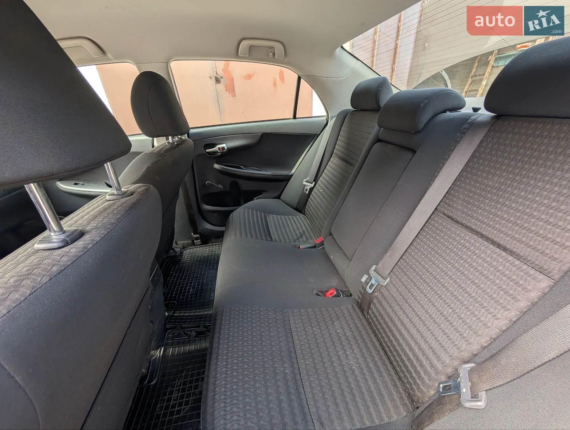 2010 Toyota Corolla - мініатюра 34