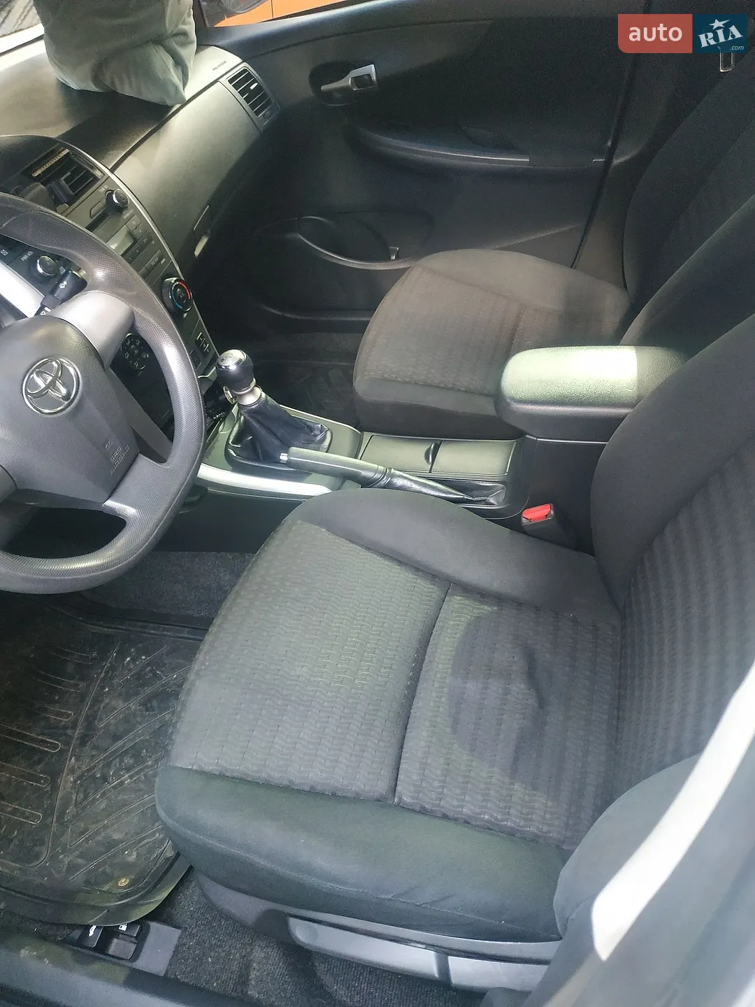 2011 Toyota Corolla - мініатюра 32