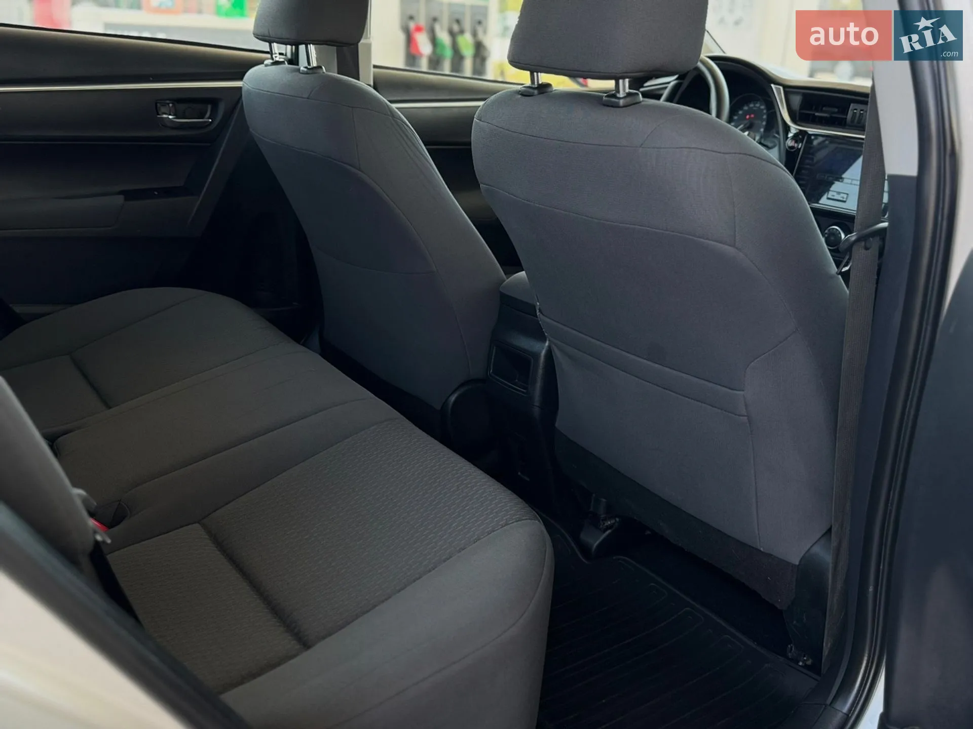 2016 Toyota Corolla - мініатюра 13