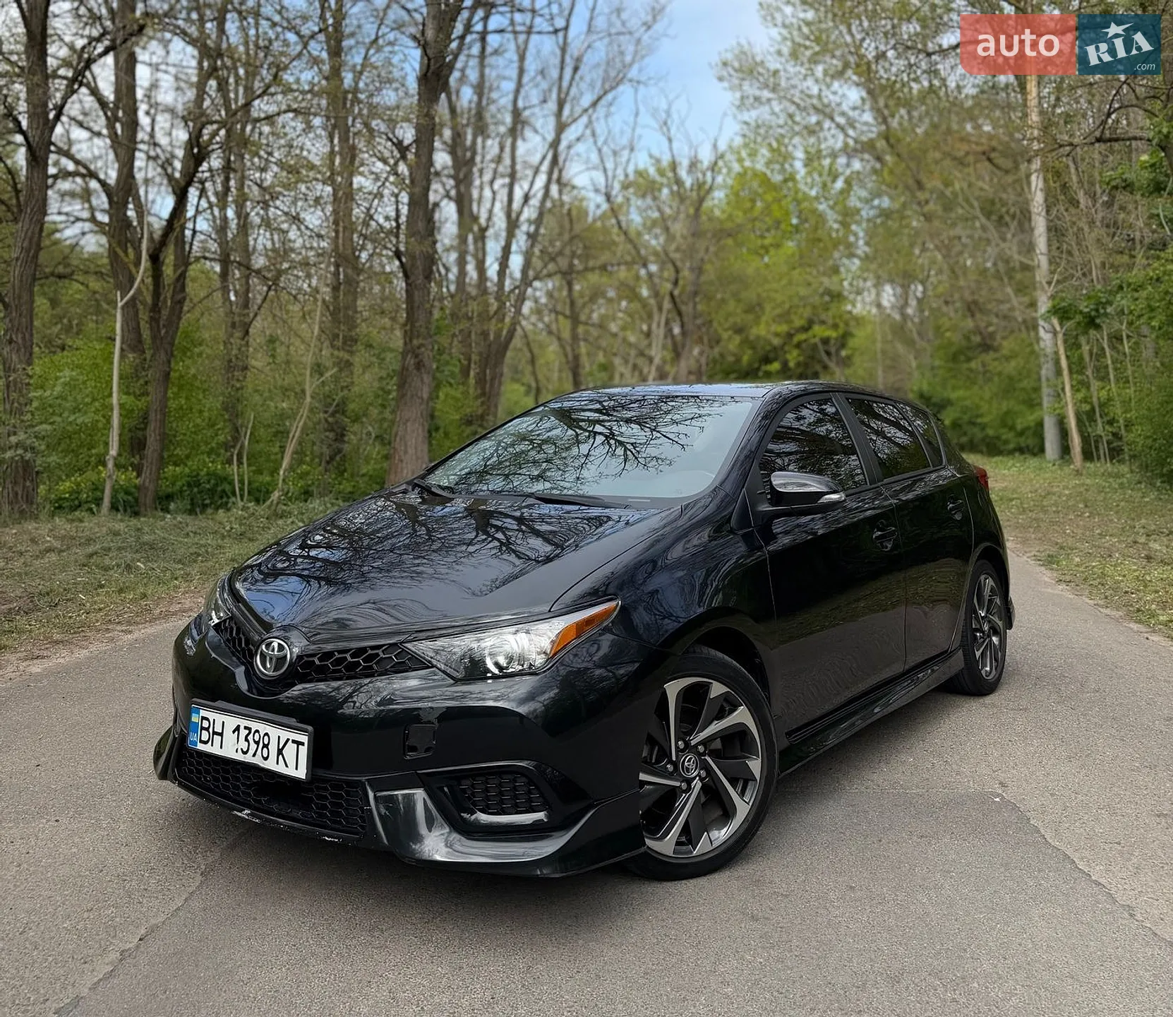 2017 Toyota Corolla - фото 1