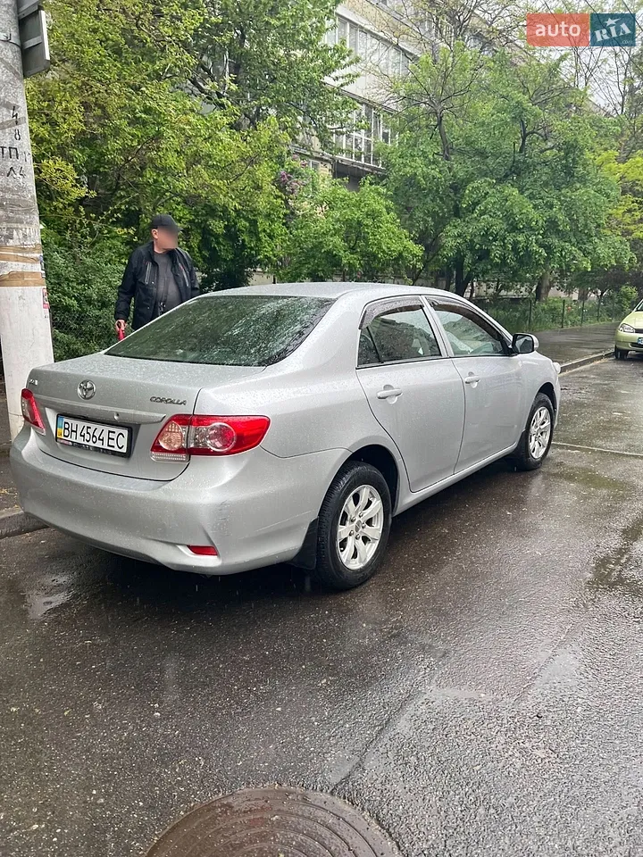 2011 Toyota Corolla - мініатюра 18