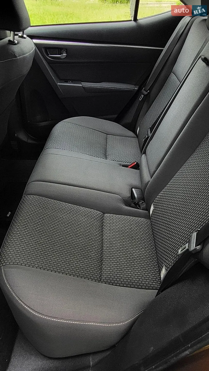 2016 Toyota Corolla - мініатюра 9